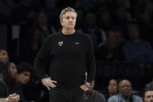 芬奇：球员对判罚不满但仍坚持战斗 我们全场10罚&杜兰特个人12罚