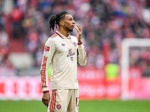 记者：利物浦正寻找萨拉赫替代者，目前关注奥利塞、扬·迪奥曼德