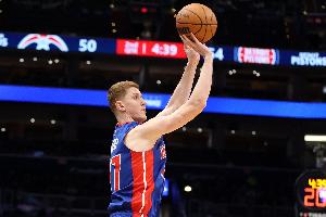 活塞主帅：许尔特现在愈发从容 懂得如何把攻防两端特点发挥出来