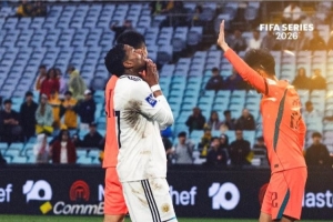 0-2不敌中国队！库拉索队社媒：重整旗鼓，专注周二之战