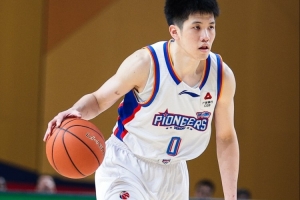 效率太低！林庭谦半场7投仅1中拿到5分4助 正负值-21