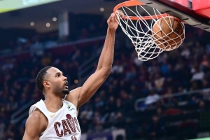 帕金斯：如果骑士队想要夺冠 那莫布里就是他们最重要的球员