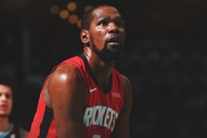 得分组织一把抓！火箭发布赢球海报：封面人物杜兰特