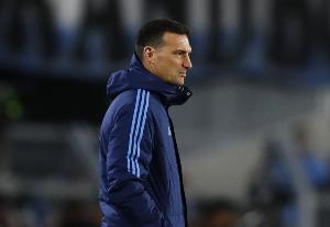 跟队记者：阿根廷下半场表现糟糕，进攻缺乏流畅性