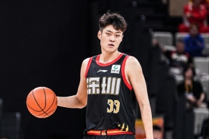 高效全能！王浩然14中9&4记三分拿下23分5板4助1断1帽