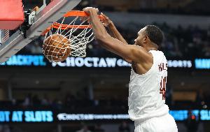 打爽了！莫布里29分钟21中15 爆砍34+17+3+3帽&正负值+21