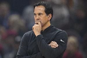 斯波：中场休息调整得非常棒 我们实力比过去两周展现出来的要强