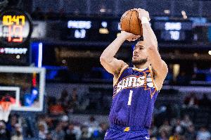 布克36分队史零罚球第二高 杜兰特此前曾零罚球砍下40分