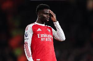 鲁尼：肩负队长职责+枪手争冠重压，是萨卡本赛季表现挣扎的原因