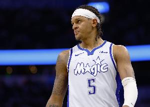 班凯罗：享受狄龙带来的身体对抗 但这也是我们的比赛方式