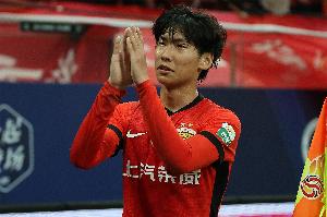 李新翔：中超攻防转换节奏变化很快 抓住机会的前提是自身有实力