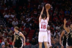 今天手很热！谢泼德接手递手掩护直接拔起命中个人第6记三分球