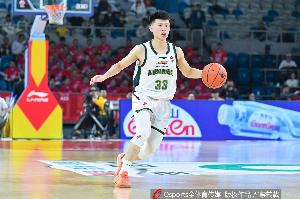 手感冰凉！王岚嵚替补5投仅1中得到4分 三分4中1&罚球2中1