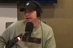 拓媒：现在说杨瀚森打不出来为时尚早 考察多年选他肯定有原因