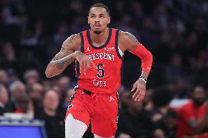 正负值-24最低！德章泰·穆雷10中4拿9分8板 出现5失误