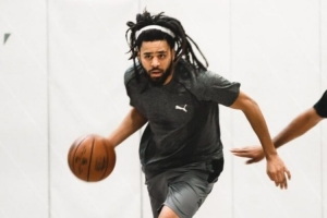 同曦GM：原想给J.Cole一份完整的CBA赛季合同 但他忙完工作才能来