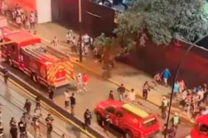 央视：秘鲁首都一体育场墙体倒塌 至少60人受伤