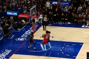 突然一波！76人三节末轰15-1领先森林狼12分进入末节