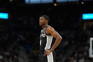 解说：福克斯状态差不应过多责怪 本场价值可能大于过去11场总和