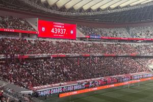 陕西联合首次启用西安国际足球中心，43937人观战排中甲历史第9