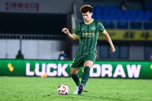 浙江本场比赛控球率为70.2%，2012年以来在中超主场第三次超过70%