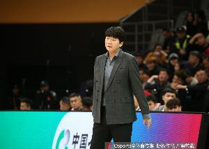 邱彪：球员在思想上有些下滑 之前打出了一些没有斗志的比赛