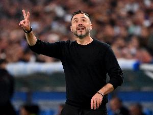 记者：图多尔许可罗梅罗和波罗额外两天假，德泽尔比尊重前任决定