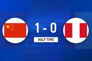 半场-U16国足1-0秘鲁U16 刘凯源破门柯博文远射造险+失单刀