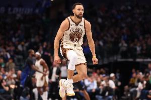 还得你来！追梦扎实掩护 库里三分一箭穿心继续追击