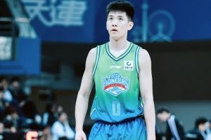 定海神针！林庭谦打满半场 10中5&三分6中2砍下15分3板4助