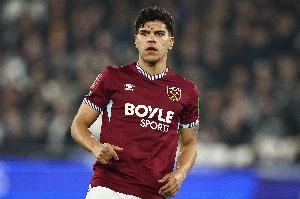 M费：我的文身是我恩师，他在我10岁时去世，我每天仍会与他说话