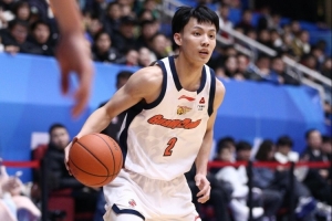 徐杰：我应该在困难的时候站出来 而不是把球撇出去就躲在旁边