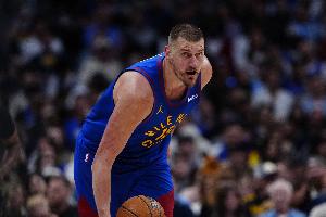 约基奇谈场下如何放松自己：泳游池已就位 现在就是等一个好天气