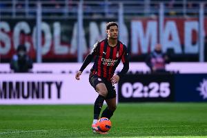 德温特：米兰需要保住现在的排名，领先第五名6分是一个优势