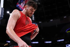 场均12+11！拓记：克林根是本季球队的二号球员 就是状态起伏不定