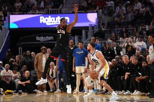 科尔谈库里复出：我感觉一切又回到了正轨 这就是他的影响力