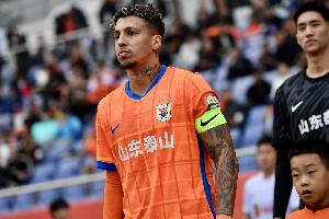 鲁媒:克雷桑对阵大连英博当日主动求战,若恢复顺利可战河南队