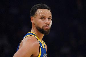 Slater：库里未来背靠背打湖人和国王两场比赛可能歇一场