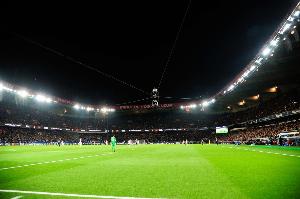 队报：上赛季巴黎比赛日收入1.75亿欧，VIP包厢包年费高达40万欧