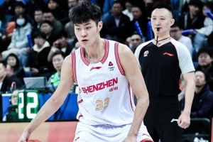 本赛季代表作之一！王浩然17中13&三分8中5爆砍33分4板5助！