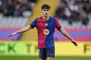 库巴西欧冠得到2张红牌追平佩佩，但比后者少踢了94场比赛