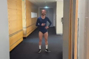 摄影师的锅！麦迪逊回应两腿肌肉差异质疑：拍摄角度需要改进