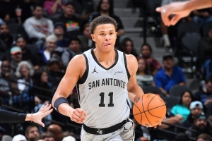 14号秀！米奇：卡布将会是球队今年季后赛轮转阵容中的一员