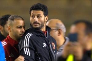 埃及门将谢纳维袭击裁判被禁赛+罚款，开罗国民反诉裁判行为不当