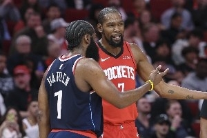 单季2000分多难？杜登7次未进前五 乔丹第二压詹姆斯 榜首竟是他