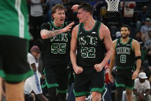 谢尔曼：我对自己充满信心 队友也信任我 我有空位机会只需要投中