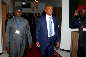 非足联主席谈非洲杯决赛争议：希望非洲足球团结，要以大局为重