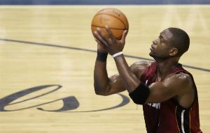 大范：韦德强于哈登 在联盟历史上绝杀球我最想交给的人就是韦德