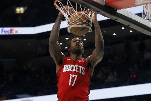 首节3中3砍9分！火媒：这就是那个身价高达1亿美元的塔里·伊森