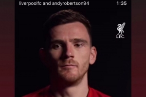 来自前队长的致敬！亨德森社媒转发罗伯逊离队采访：你是传奇